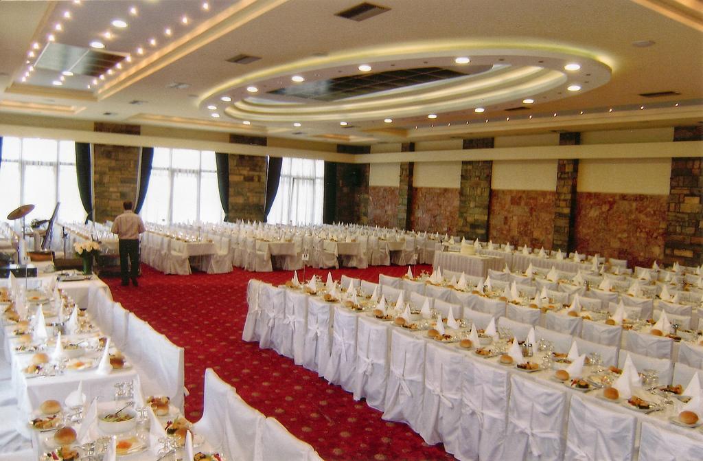Tsamis Hotel Kastoria Exterior photo