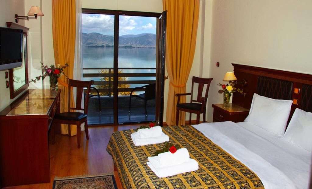 Tsamis Hotel Kastoria Room photo